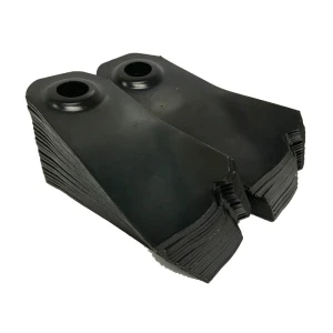 PO070-895-W